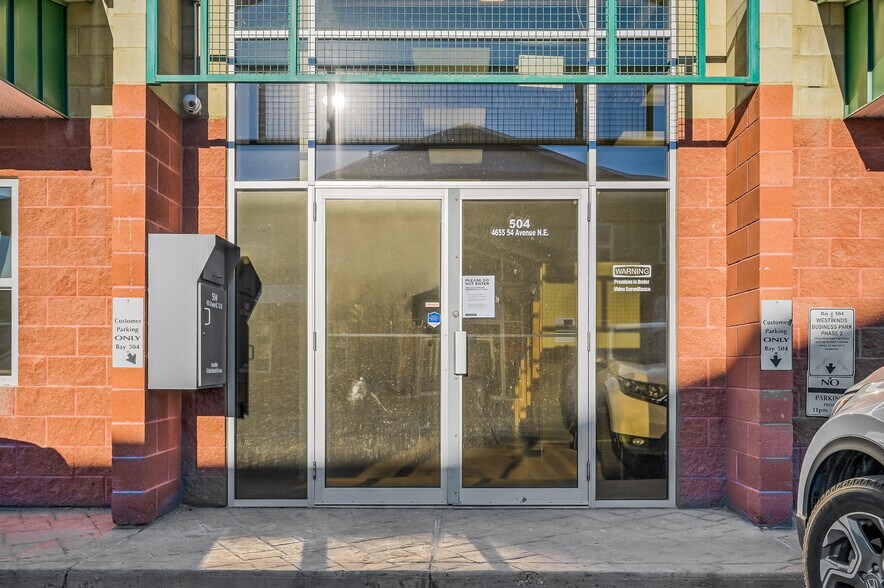 More Photos Of 4655 54th Ave NE, Calgary Warehouse For Sale