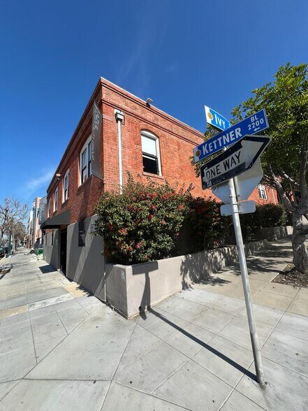 More Photos Of 800 W Ivy St, San Diego Office For Lease
