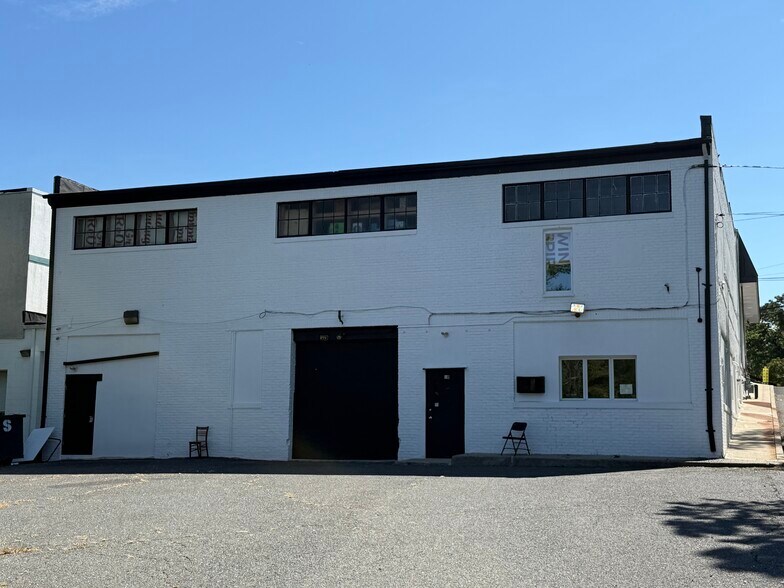 More Photos Of 58-60 Main St, Matawan Freestanding For Lease