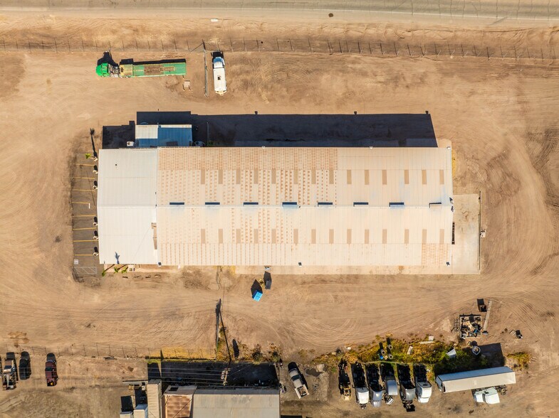 More Photos Of 397 E Evan Hewes Hwy, El Centro Auto Repair For Sale