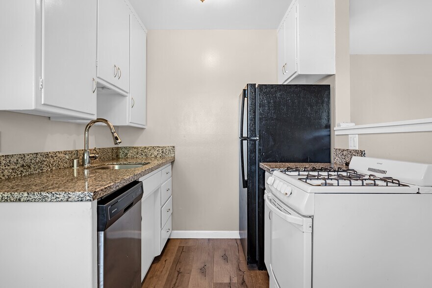 More Photos Of 3911 Watt Ave, Sacramento Apartments For Sale