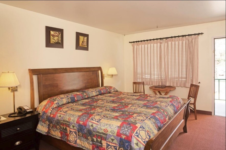 More Photos Of 3311 2nd Ave N, Billings Hotel For Sale