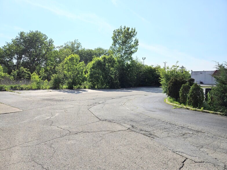 More Photos Of 9850 Milwaukee Ave, Glenview Fast Food For Sale