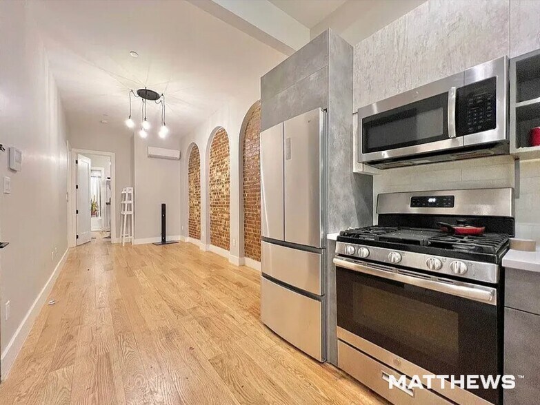 More Photos Of 856 Greene Ave, Brooklyn Apartments For Sale