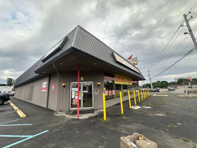 More Photos Of 5501 S Madison Ave, Indianapolis Freestanding For Lease