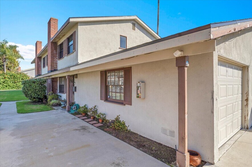 More Photos Of 1780 Santa Ana Ave, Costa Mesa Multifamily For Sale