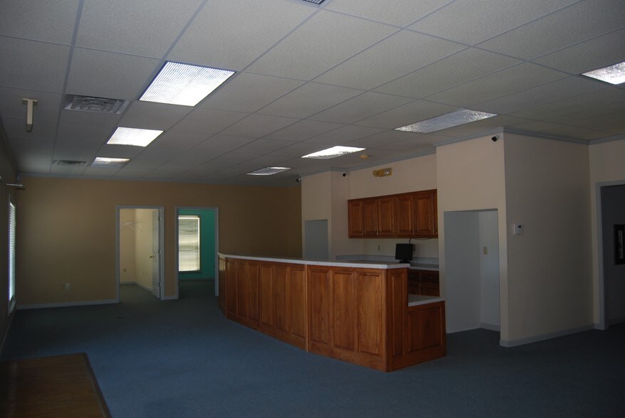 More Photos Of 7185 Swinnea Rd, Southaven Office For Sale