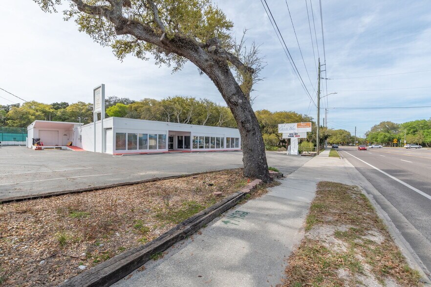 More Photos Of 1035 Anastasia Blvd, Saint Augustine Restaurant For Sale