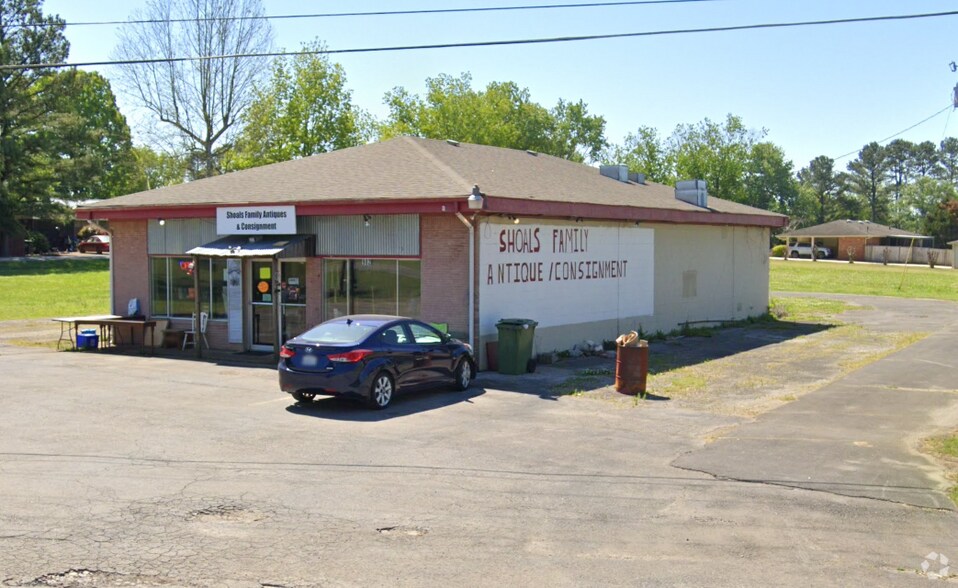 Primary Photo Of 902 River Rd, Muscle Shoals Restaurant For Sale