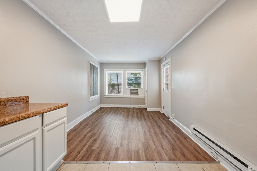 More Photos Of 419 Belmont Ave, Shelbyville Multifamily For Sale