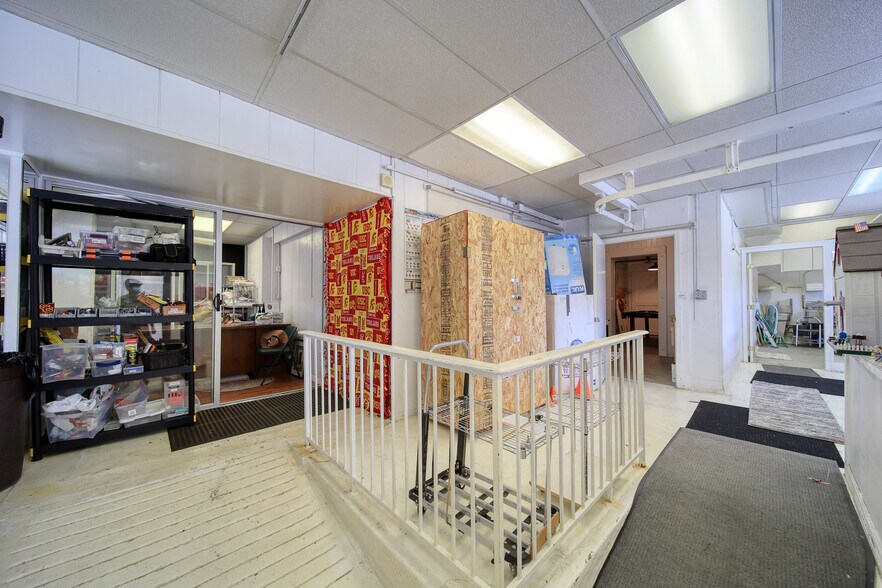 More Photos Of 624 S Santa Anita Ave, Arcadia Storefront Retail Residential For Lease