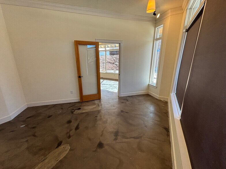 More Photos Of 4680 Broadway St, Boulder Office For Lease