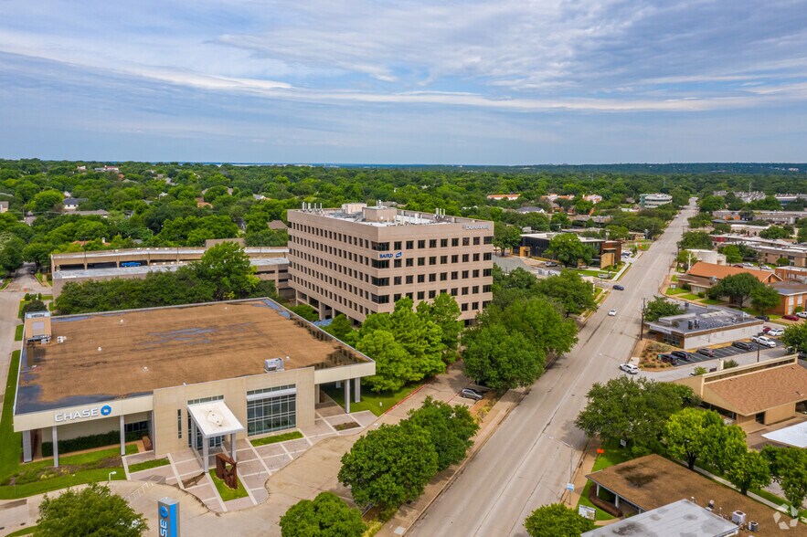 More Photos Of 550 Bailey Ave, Fort Worth Office For Lease