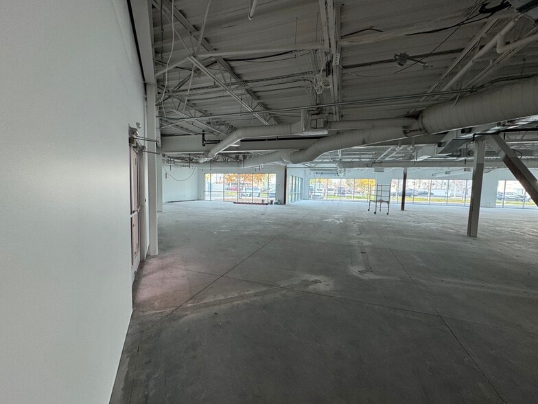 More Photos Of 255 Admiral Byrd Rd, Salt Lake City Office For Lease