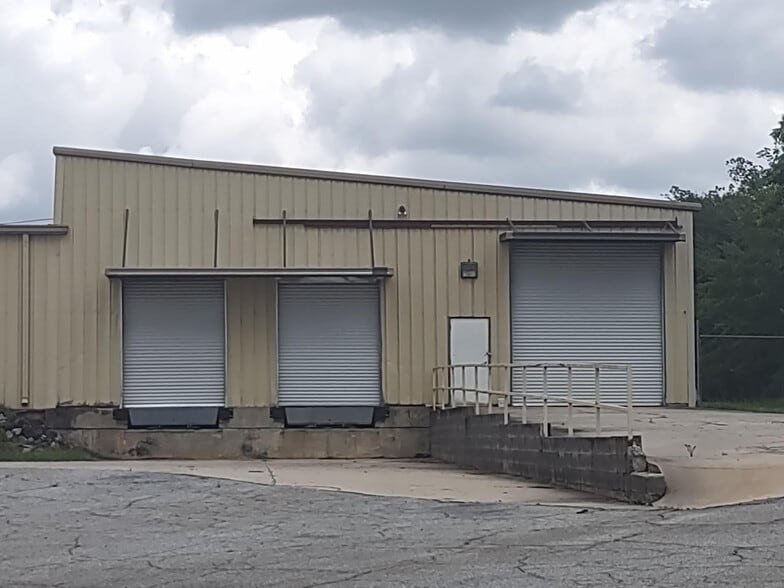 More Photos Of 8355 Grace Rd, Macon-Bibb Distribution For Lease