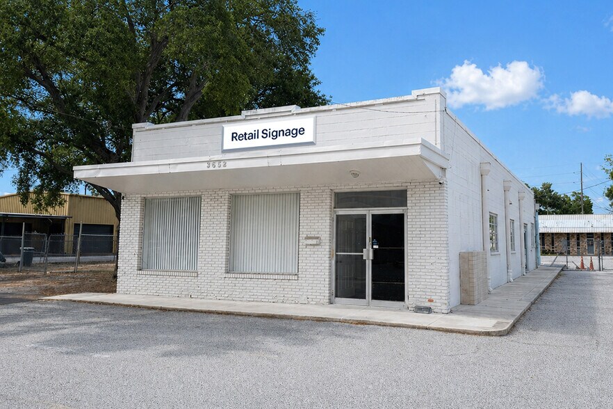 Primary Photo Of 3652 W Cypress St, Tampa Freestanding For Lease