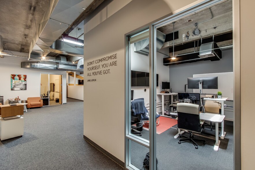 More Photos Of 3000 E Cesar Chavez St, Austin Office For Lease