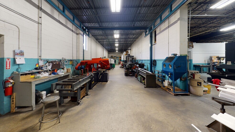 More Photos Of 1085 Industrial Blvd, Southampton Manufacturing For Sale