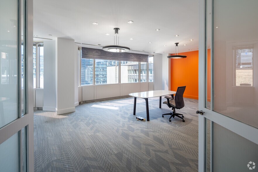 More Photos Of 20 Adelaide St E, Toronto Office For Lease