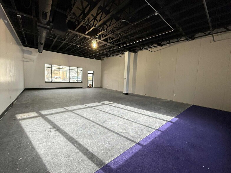 More Photos Of 521 Westbury Dr, Iowa City General Retail For Lease