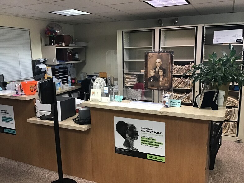 More Photos Of 6187 S Archer Ave, Chicago Medical For Lease