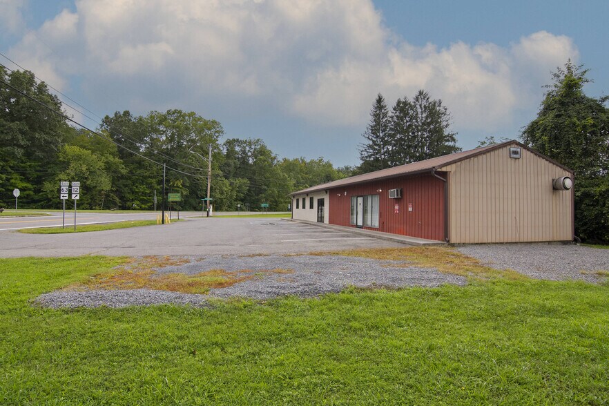 More Photos Of 1931 Alta Dr, Alderson General Retail For Sale