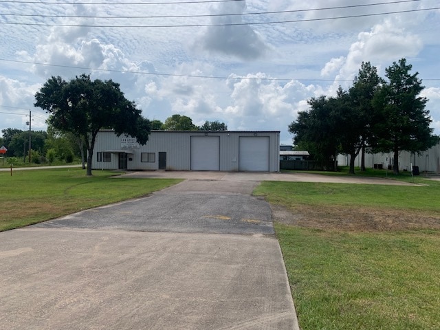 More Photos Of 203 W 96, League City Light Distribution For Sale