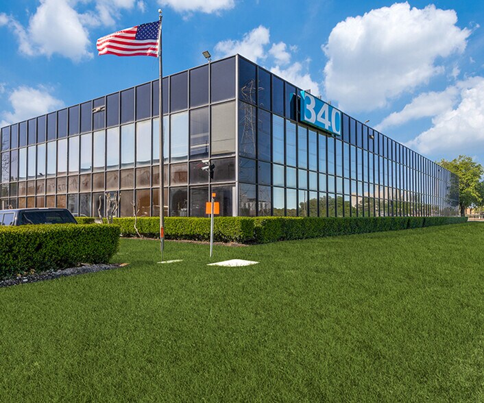 Primary Photo Of 350 N Sam Houston Pky E, Houston Office For Lease