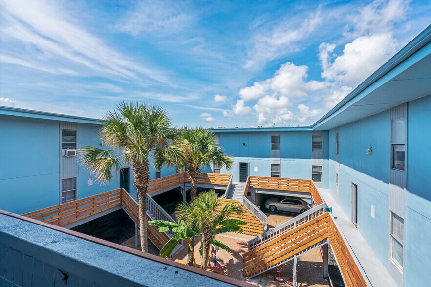 More Photos Of 610 Ferry Rd, Galveston Apartments For Sale