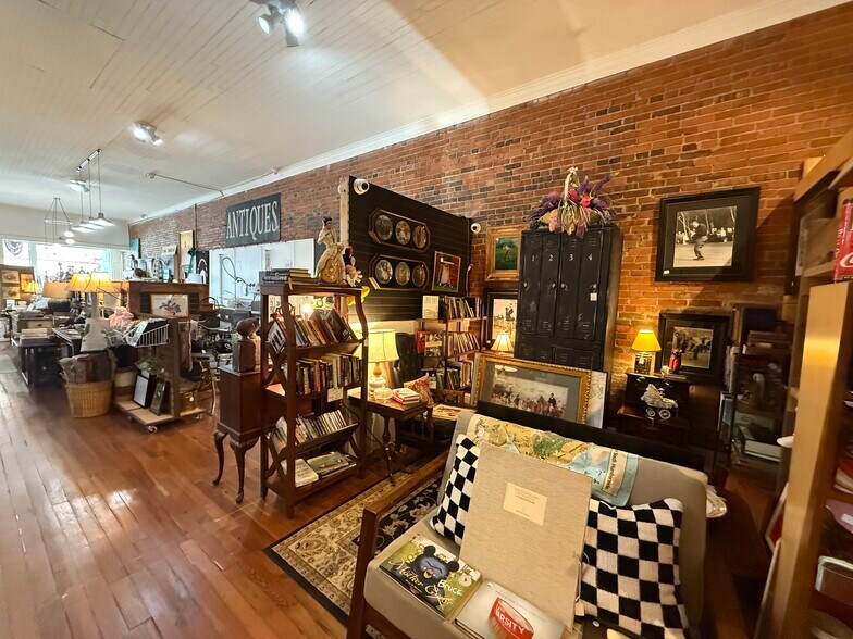 More Photos Of 108 N Main St, Greensboro General Retail For Sale