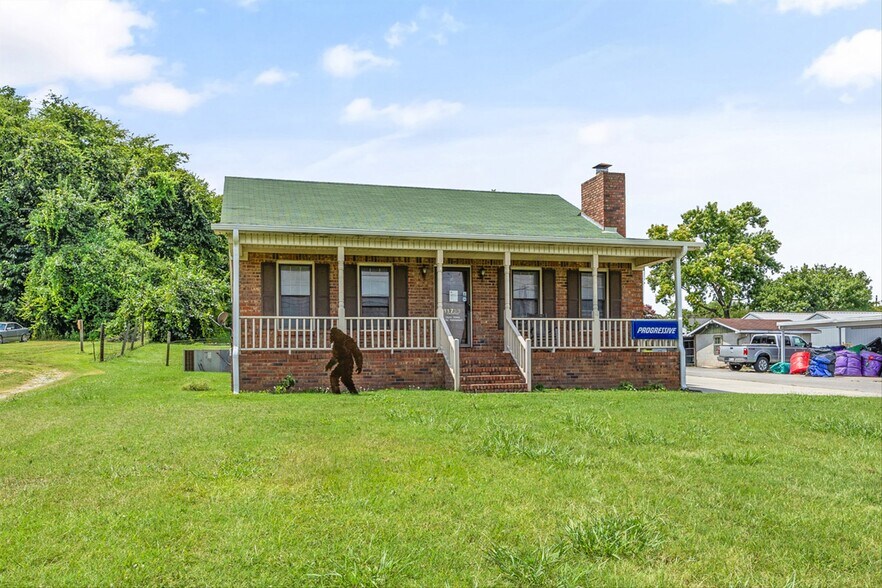 More Photos Of 11733 Highway 231 N, Meridianville Office For Sale