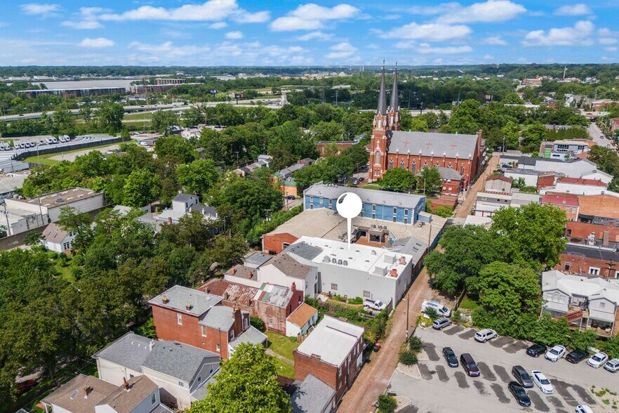 More Photos Of 1320 E Washington St, Louisville Light Manufacturing For Lease