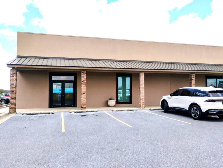 More Photos Of 2489 W Bus Highway 77, San Benito Office For Lease