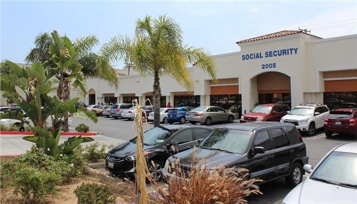 More Photos Of 2005 Long Beach Blvd, Long Beach Office For Sale