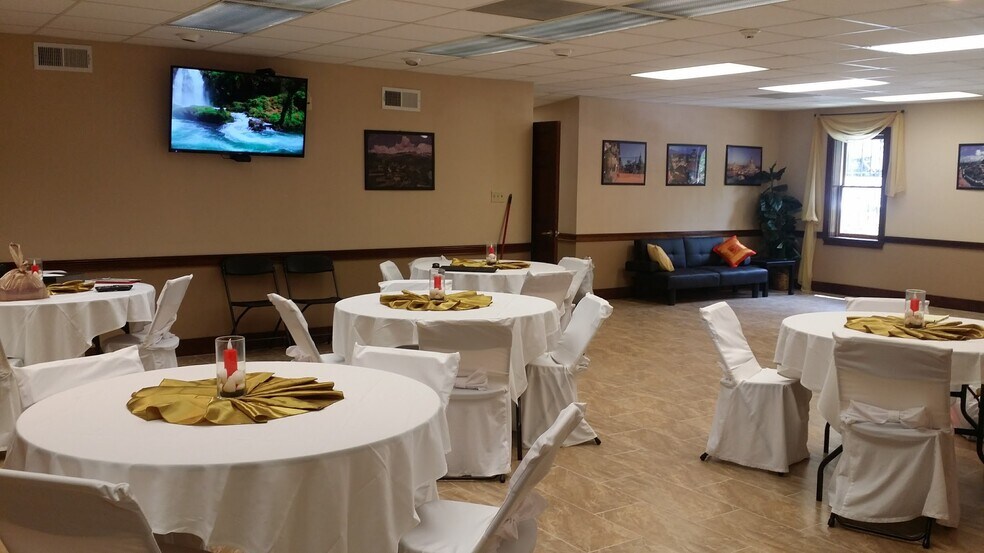 More Photos Of 675 Village Square Dr, Stone Mountain Medical For Sale