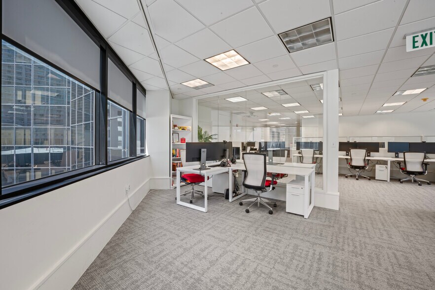 More Photos Of 1200 Brickell Ave, Miami Office For Sale