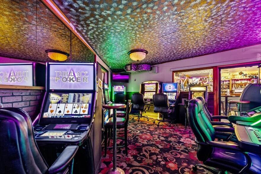 More Photos Of 100 Somers Rd, Somers Restaurant For Sale