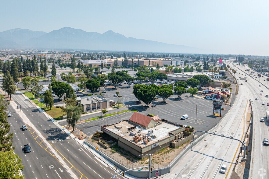 More Photos Of 9345 Monte Vista Ave, Montclair Restaurant For Sale