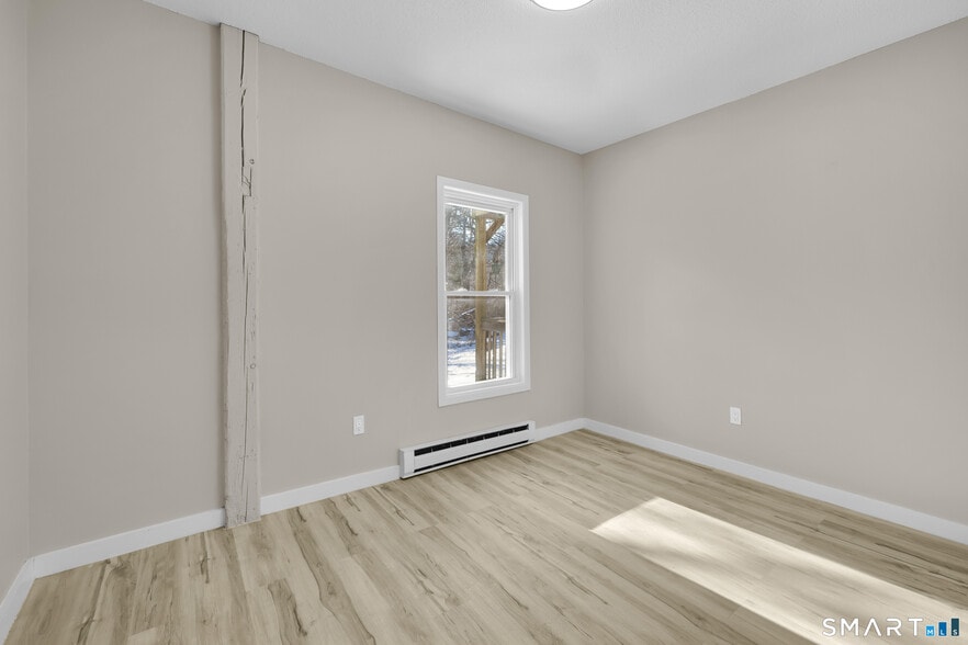 More Photos Of 5 Brookside Ln, Woodstock Apartments For Sale