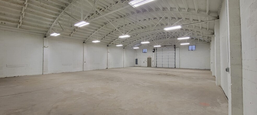 More Photos Of 511 King St, Knoxville Service For Lease