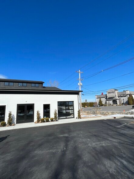 More Photos Of 45 Maple St, Warwick Light Manufacturing For Lease