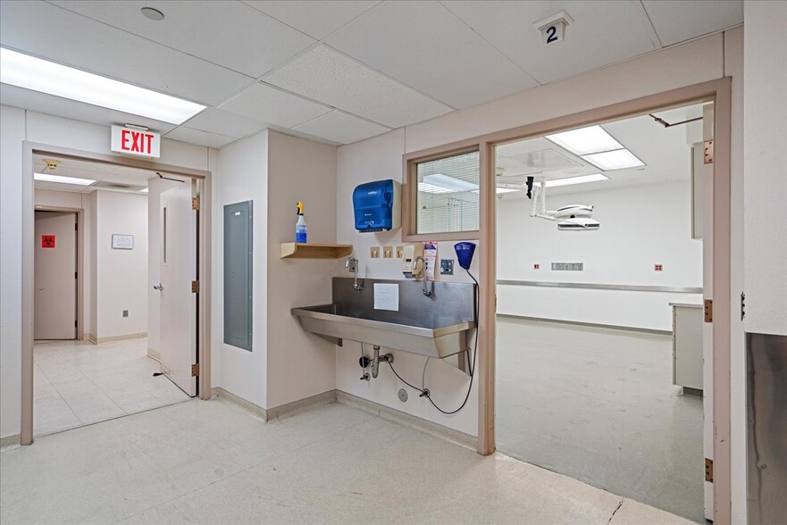 More Photos Of 3235 Sparks Rd, Cheyenne Medical For Lease