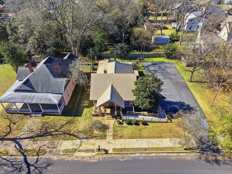 More Photos Of 615 Barlow St, Americus Healthcare For Sale