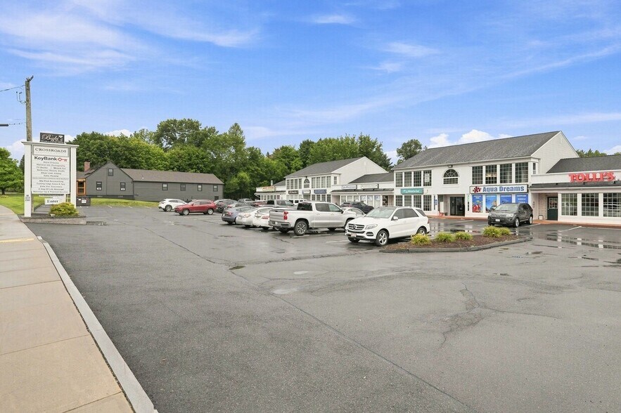 More Photos Of 14 Southwick St, Feeding Hills Freestanding For Lease