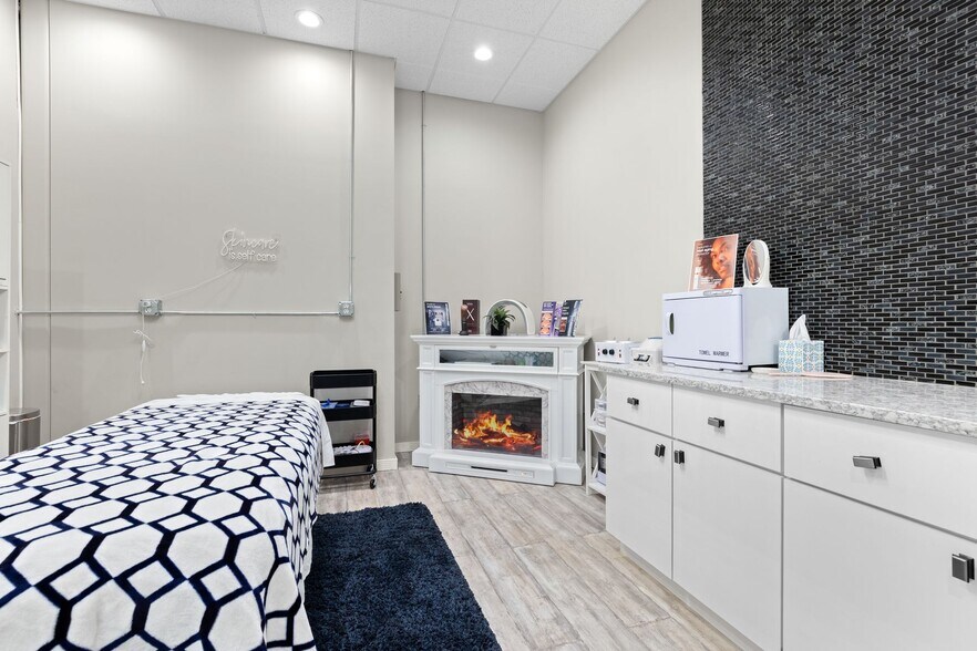 More Photos Of 18335 E 103rd Ave, Commerce City Medical For Sale