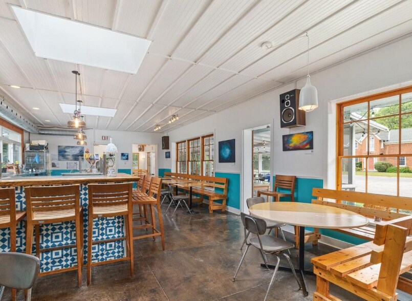 More Photos Of 1705 County Road 12, Picton Restaurant For Sale