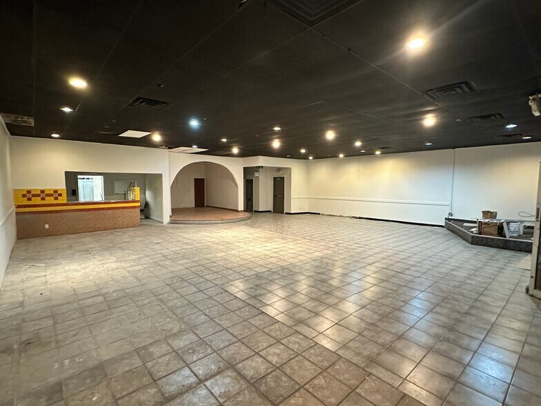 More Photos Of 3018 S State St, Salt Lake City Storefront For Lease