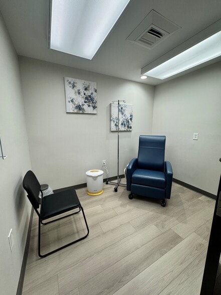 More Photos Of 130 Dillon Dr, Spartanburg Medical For Lease