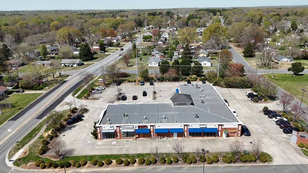 More Photos Of 7878-7892 Idlewild Rd, Indian Trail General Retail For Sale