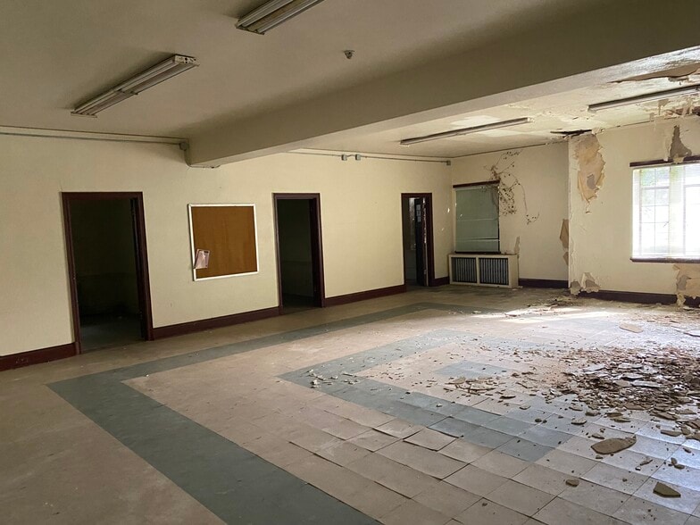 More Photos Of 3400-3410 Garrison Blvd, Baltimore Religious Facility For Sale